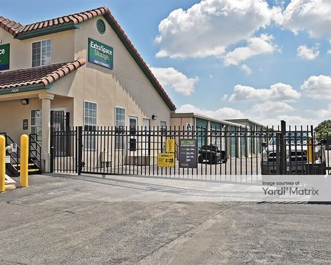 Source URL: https://cdnsc.rentcafe.com/dmslivecafe/3/1066413/1066413-1-3.jpg?width=-1&height=385&quality=80