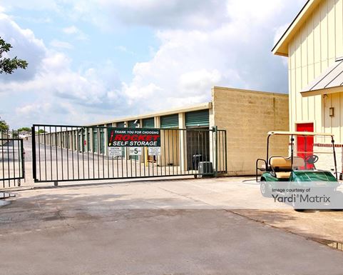 Source URL: https://cdnsc.rentcafe.com/dmslivecafe/3/1066415/1066415-1-2.jpg?width=-1&height=385&quality=80