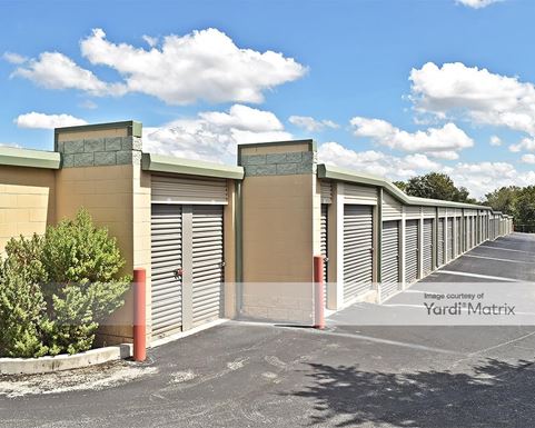 Source URL: https://cdnsc.rentcafe.com/dmslivecafe/3/1066417/1066417-1-5.jpg?width=-1&height=385&quality=80