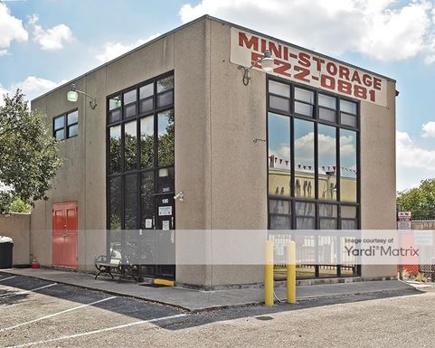 Source URL: https://cdnsc.rentcafe.com/dmslivecafe/3/1066420/1066420-1-2.jpg?width=-1&height=385&quality=80