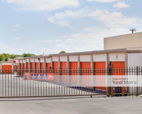 Source URL: https://cdnsc.rentcafe.com/dmslivecafe/3/1066428/1066428-1-3.jpg?width=-1&height=385&quality=80