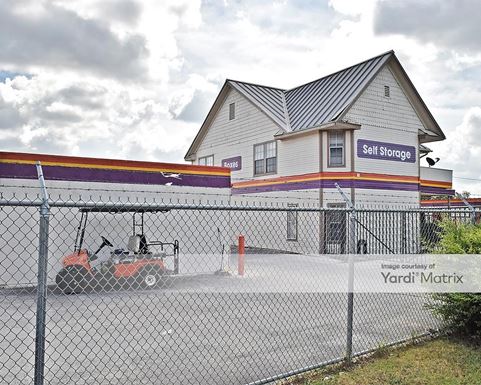 Source URL: https://cdnsc.rentcafe.com/dmslivecafe/3/1066430/1066430-1-5.jpg?width=-1&height=385&quality=80