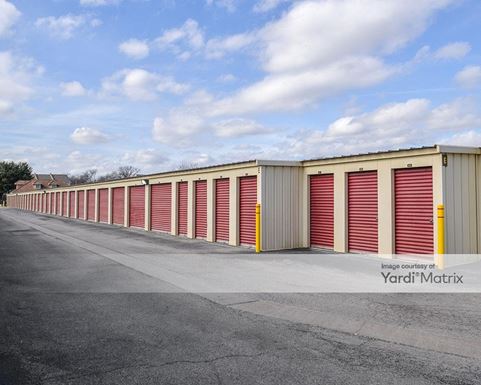 Source URL: https://cdnsc.rentcafe.com/dmslivecafe/3/1066436/1066436-1-3.jpg?width=-1&height=385&quality=80