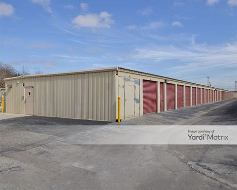 Source URL: https://cdnsc.rentcafe.com/dmslivecafe/3/1066436/1066436-1-6.jpg?width=-1&height=385&quality=80