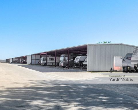 Source URL: https://cdnsc.rentcafe.com/dmslivecafe/3/1066447/1066447-1-5.jpg?width=-1&height=385&quality=80