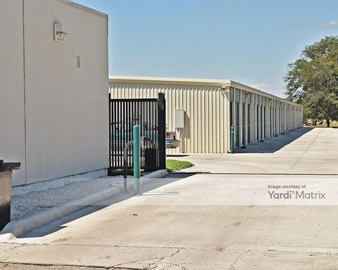 Source URL: https://cdnsc.rentcafe.com/dmslivecafe/3/1066450/1066450-1-4.jpg?width=-1&height=385&quality=80