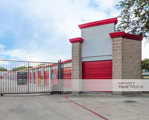 Source URL: https://cdnsc.rentcafe.com/dmslivecafe/3/1066452/1066452-1-3.jpg?width=-1&height=385&quality=80