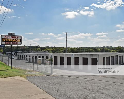 Source URL: https://cdnsc.rentcafe.com/dmslivecafe/3/1066454/1066454-1-4.jpg?width=-1&height=385&quality=80