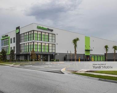 Storage Units for Rent available at 342 Woodland Lake Drive, Orlando, FL 32828