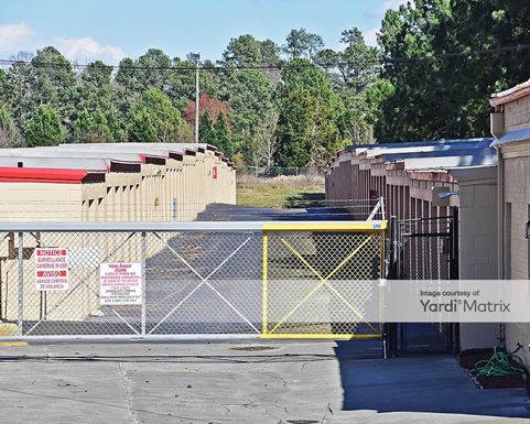 Source URL: https://cdnsc.rentcafe.com/dmslivecafe/3/1066555/1066555-1-4.jpg?width=-1&height=385&quality=80