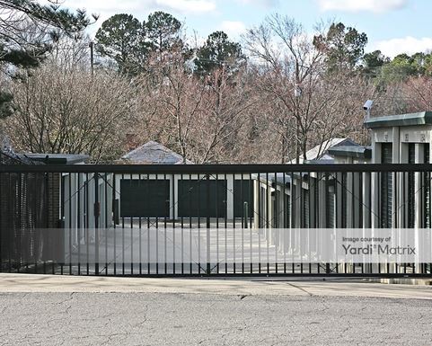 Source URL: https://cdnsc.rentcafe.com/dmslivecafe/3/1066561/1066561-1-4.jpg?width=-1&height=385&quality=80