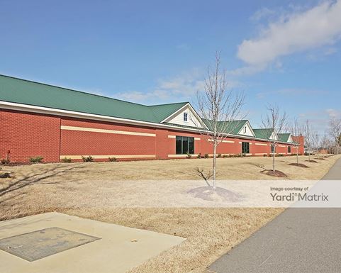 Source URL: https://cdnsc.rentcafe.com/dmslivecafe/3/1066564/1066564-1-5.jpg?width=-1&height=385&quality=80