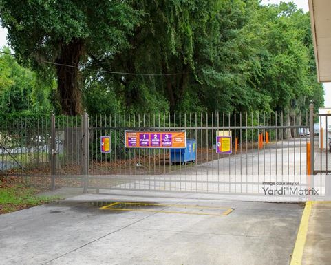 Source URL: https://cdnsc.rentcafe.com/dmslivecafe/3/1066586/1066586-1-2.jpg?width=-1&height=385&quality=80