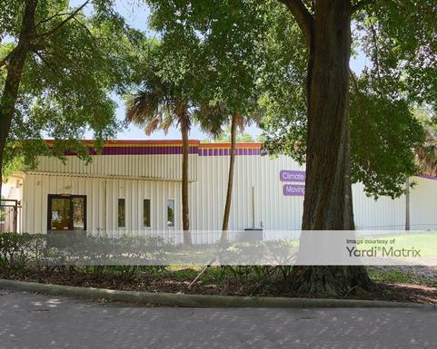 Source URL: https://cdnsc.rentcafe.com/dmslivecafe/3/1066587/1066587-1-3.jpg?width=-1&height=385&quality=80