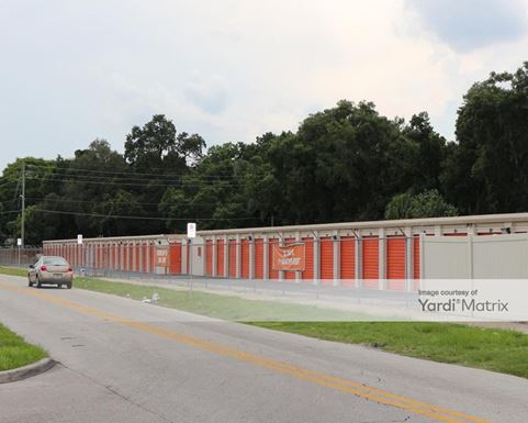 Source URL: https://cdnsc.rentcafe.com/dmslivecafe/3/1066590/1066590-1-5.jpg?width=-1&height=385&quality=80