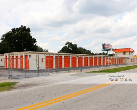 Source URL: https://cdnsc.rentcafe.com/dmslivecafe/3/1066590/1066590-1-6.jpg?width=-1&height=385&quality=80