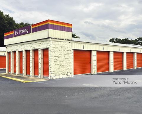 Source URL: https://cdnsc.rentcafe.com/dmslivecafe/3/1066591/1066591-1-2.jpg?width=-1&height=385&quality=80