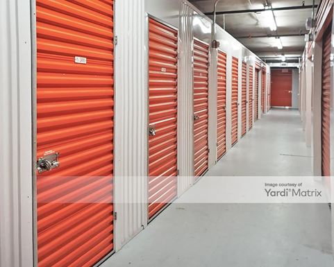 Source URL: https://cdnsc.rentcafe.com/dmslivecafe/3/1066592/1066592-1-4.jpg?width=-1&height=385&quality=80