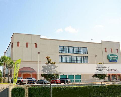 Source URL: https://cdnsc.rentcafe.com/dmslivecafe/3/1066597/1066597-1-3.jpg?width=-1&height=385&quality=80