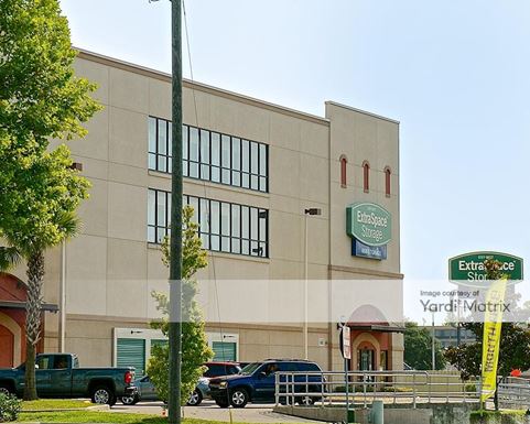 Source URL: https://cdnsc.rentcafe.com/dmslivecafe/3/1066597/1066597-1-4.jpg?width=-1&height=385&quality=80