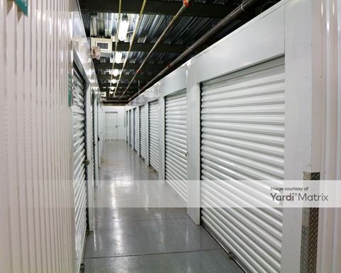 Source URL: https://cdnsc.rentcafe.com/dmslivecafe/3/1066598/1066598-1-3.jpg?width=-1&height=385&quality=80