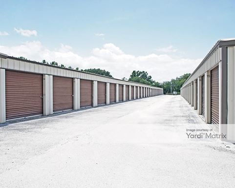 Source URL: https://cdnsc.rentcafe.com/dmslivecafe/3/1066614/1066614-1-4.jpg?width=-1&height=385&quality=80