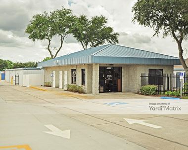 Storage Units for Rent available at 3625 Aloma Avenue, Oviedo, FL 32765