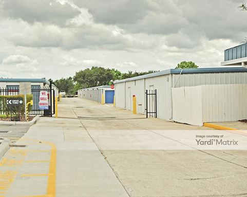 Source URL: https://cdnsc.rentcafe.com/dmslivecafe/3/1066617/1066617-1-2.jpg?width=-1&height=385&quality=80