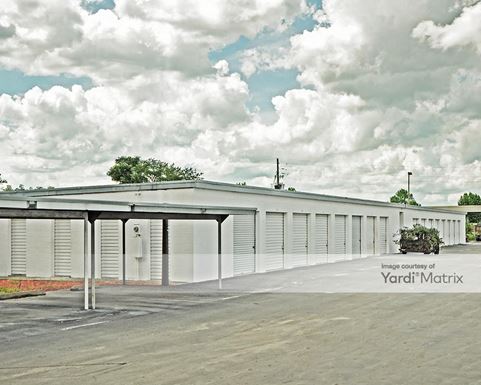 Source URL: https://cdnsc.rentcafe.com/dmslivecafe/3/1066628/1066628-1-4.jpg?width=-1&height=385&quality=80