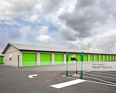 Source URL: https://cdnsc.rentcafe.com/dmslivecafe/3/1066635/1066635-1-3.jpg?width=-1&height=385&quality=80