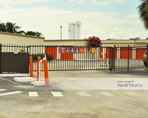 Source URL: https://cdnsc.rentcafe.com/dmslivecafe/3/1066645/1066645-1-2.jpg?width=-1&height=385&quality=80