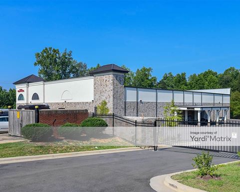 Source URL: https://cdnsc.rentcafe.com/dmslivecafe/3/1066654/1066654-1-4.jpg?width=-1&height=385&quality=80