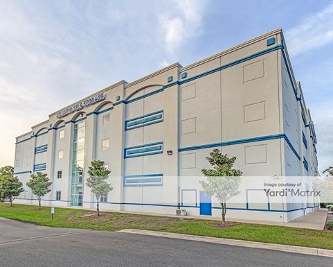 Source URL: https://cdnsc.rentcafe.com/dmslivecafe/3/1066709/1066709-1-3.jpg?width=-1&height=385&quality=80