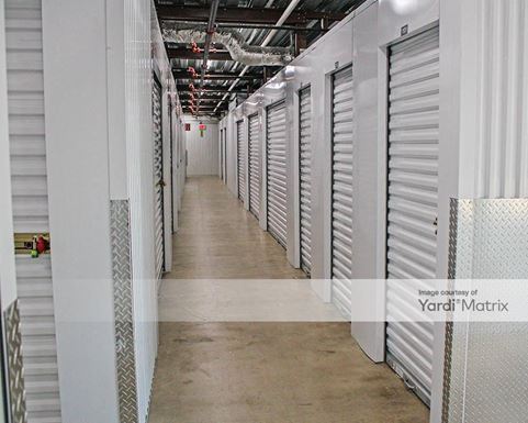 Source URL: https://cdnsc.rentcafe.com/dmslivecafe/3/1066748/1066748-1-3.jpg?width=-1&height=385&quality=80