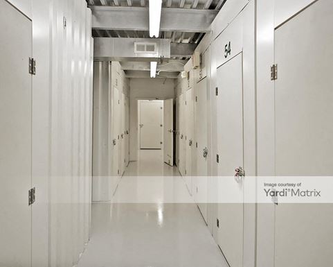 Source URL: https://cdnsc.rentcafe.com/dmslivecafe/3/1066757/1066757-1-5.jpg?width=-1&height=385&quality=80