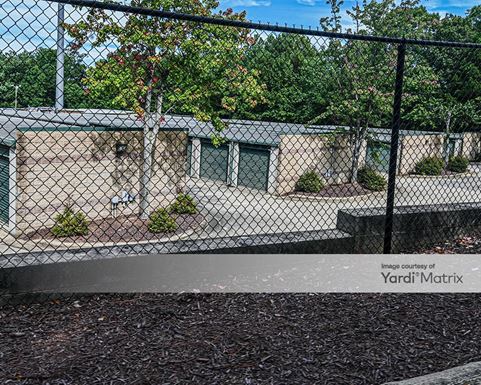 Source URL: https://cdnsc.rentcafe.com/dmslivecafe/3/1066762/1066762-1-3.jpg?width=-1&height=385&quality=80