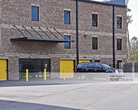 Source URL: https://cdnsc.rentcafe.com/dmslivecafe/3/1066815/1066815-1-4.jpg?width=-1&height=385&quality=80