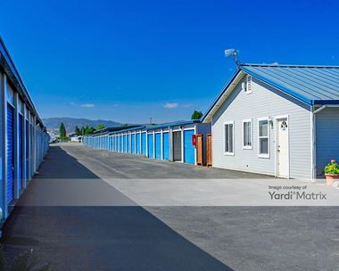Storage Units for Rent available at 741 Flynn Road, Hollister, CA 95023