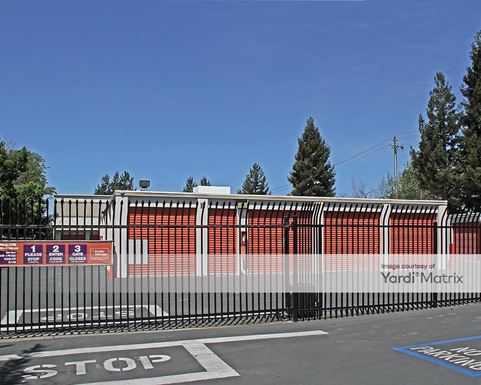 Source URL: https://cdnsc.rentcafe.com/dmslivecafe/3/1066850/1066850-1-4.jpg?width=-1&height=385&quality=80