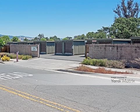 Source URL: https://cdnsc.rentcafe.com/dmslivecafe/3/1066857/1066857-1-4.jpg?width=-1&height=385&quality=80