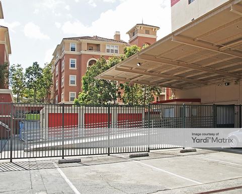 Source URL: https://cdnsc.rentcafe.com/dmslivecafe/3/1066889/1066889-1-3.jpg?width=-1&height=385&quality=80