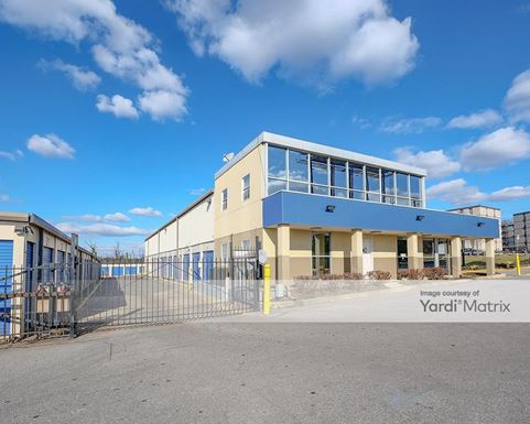 Source URL: https://cdnsc.rentcafe.com/dmslivecafe/3/1066897/1066897-1-6.jpg?width=-1&height=385&quality=80