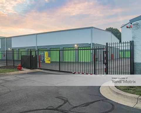 Source URL: https://cdnsc.rentcafe.com/dmslivecafe/3/1066900/1066900-1-5.jpg?width=-1&height=385&quality=80