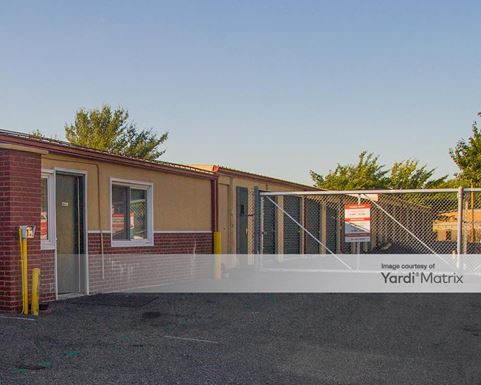 Source URL: https://cdnsc.rentcafe.com/dmslivecafe/3/1066901/1066901-1-3.jpg?width=-1&height=385&quality=80