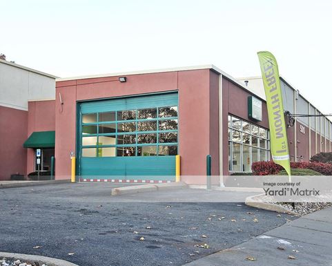 Source URL: https://cdnsc.rentcafe.com/dmslivecafe/3/1066903/1066903-1-4.jpg?width=-1&height=385&quality=80