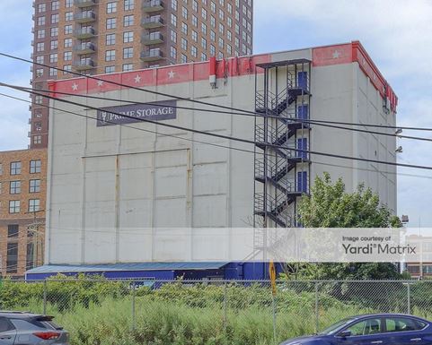 Source URL: https://cdnsc.rentcafe.com/dmslivecafe/3/1066907/1066907-1-3.jpg?width=-1&height=385&quality=80