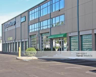 Storage Units for Rent available at 1711 West Edgar Road, Linden, NJ 07036