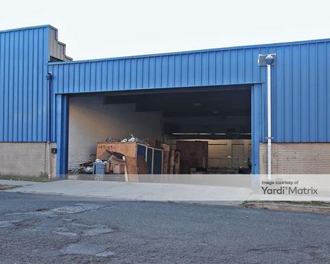 Source URL: https://cdnsc.rentcafe.com/dmslivecafe/3/1066912/1066912-1-5.jpg?width=-1&height=385&quality=80