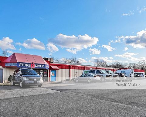 Source URL: https://cdnsc.rentcafe.com/dmslivecafe/3/1066914/1066914-1-4.jpg?width=-1&height=385&quality=80