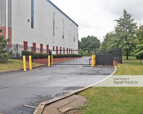 Source URL: https://cdnsc.rentcafe.com/dmslivecafe/3/1066916/1066916-1-3.jpg?width=-1&height=385&quality=80